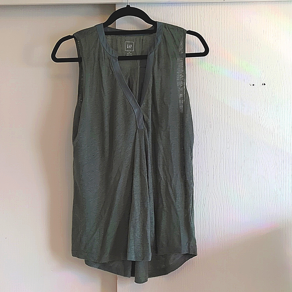 GAP Linen Tank